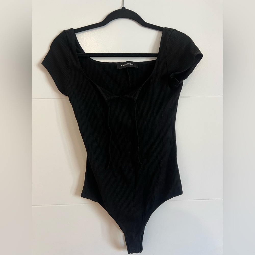 Reformation black square tie bodysuit Sz M
